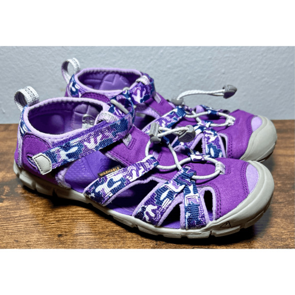 Keen Big Kids' Seacamp II CNX Purple Camo Sz 4 EUC - Picture 1 of 10